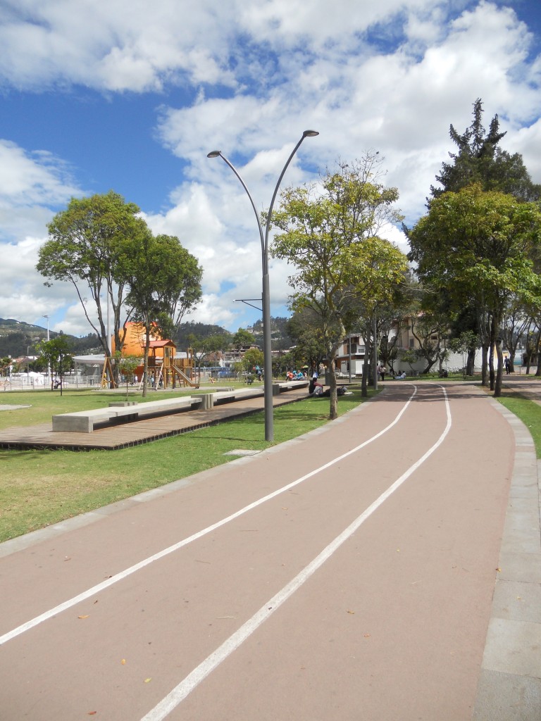 Track at Parque de la Madre